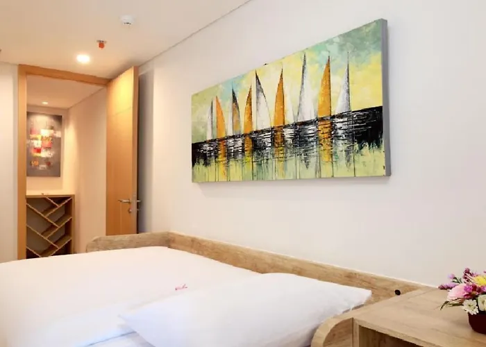 Esco Luxe Benoa